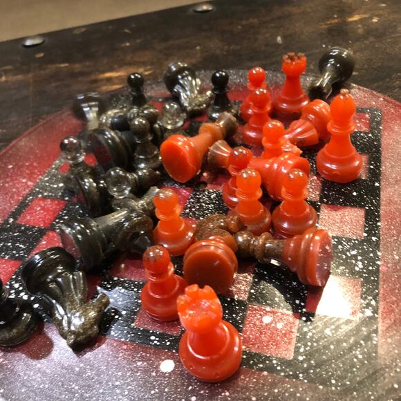 Vinyl Chess Set - Red Galaxy (Resin Pieces) - Picture 7 of 11